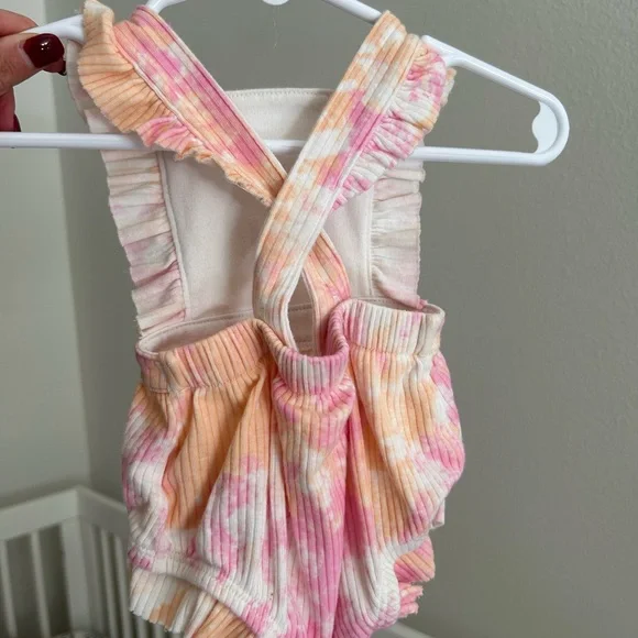 Newborn Rompers - Picture 7 of 7